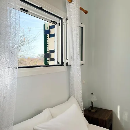 Dimitra 3 - Seaside Lefkímmi